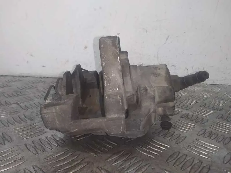 Pinza Freno Delantera Derecha para Volkswagen Passat Lim. (362)