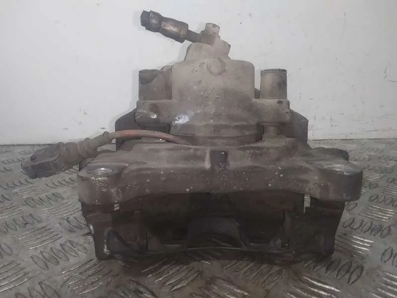 Pinza Freno Delantera Izquierda para Volkswagen Passat Lim. (362)