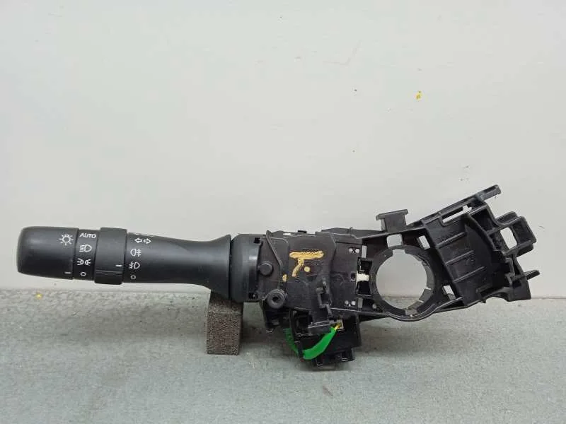 Mando Luces para Lexus Ct