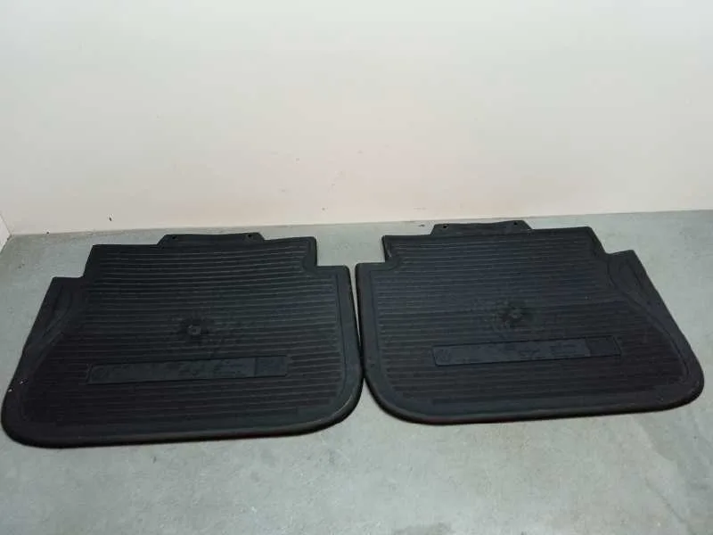 Moqueta para Volkswagen Caddy Furgon/Kombi
