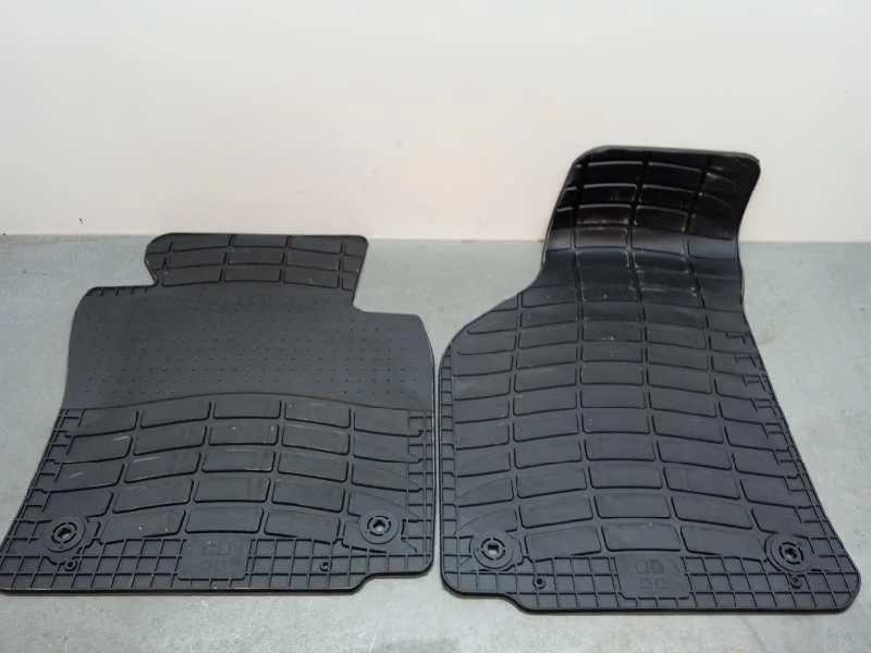 Moqueta para Volkswagen Scirocco (137)