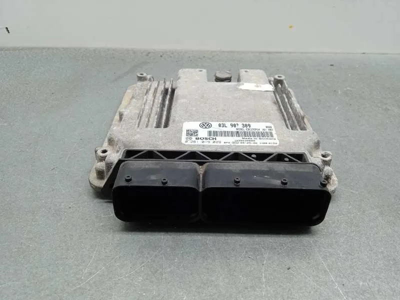 Centralita Motor Uce para Volkswagen Golf Vi (5K1)