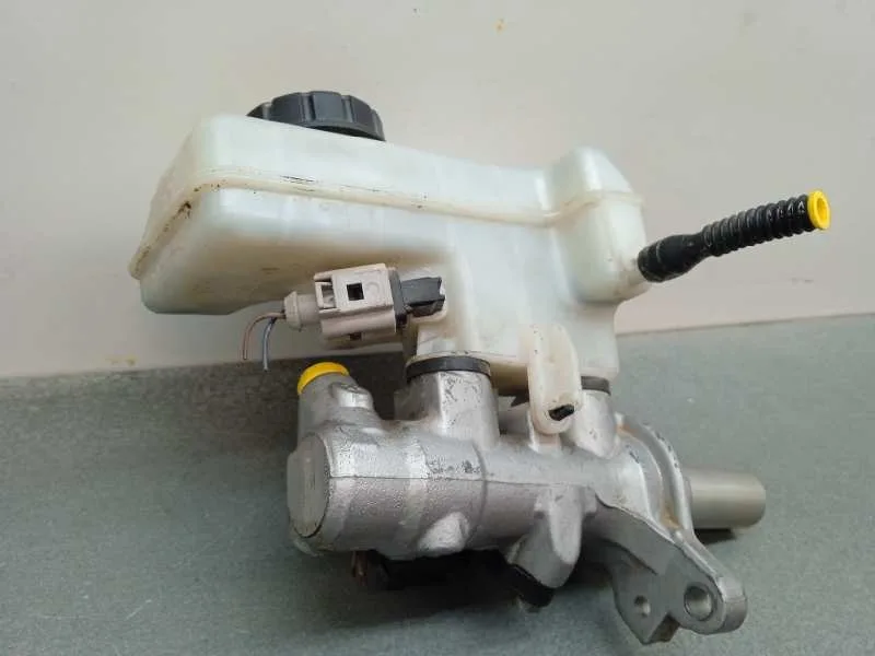 Bomba Freno para Volkswagen Golf Vii Lim.