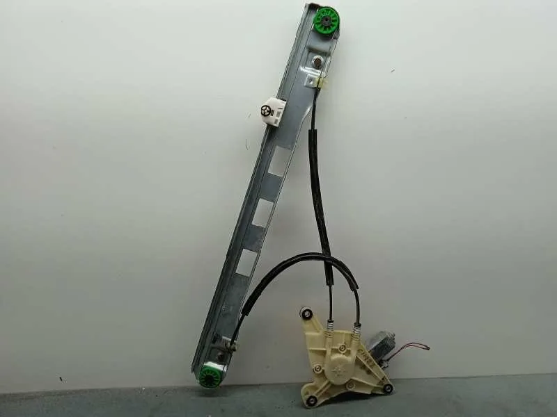 Elevalunas Delantero Derecho para Nissan Nv 400