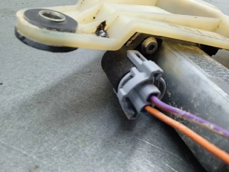 Elevalunas Delantero Derecho para Nissan Nv 400