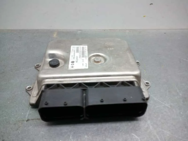 Centralita Motor Uce para Peugeot Bipper