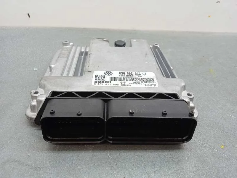 Centralita Motor Uce para Skoda Superb (3U4)