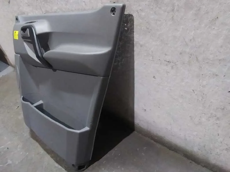 Guarnecido Puerta Delantera Derecha para Mercedes-Benz Sprinterii Caja Cerrada (Desde 01.06)