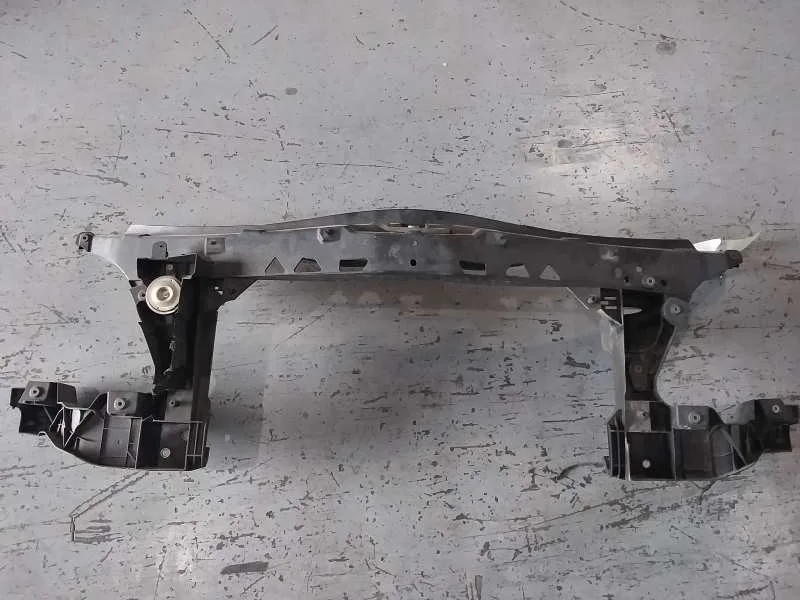 Panel Frontal para Mercedes-Benz Sprinterii Caja Cerrada (Desde 01.06)