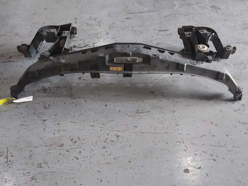 Panel Frontal para Mercedes-Benz Sprinterii Caja Cerrada (Desde 01.06)