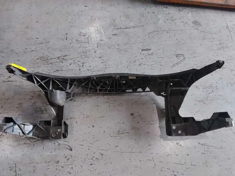Panel Frontal para Mercedes-Benz Sprinterii Caja Cerrada (Desde 01.06)