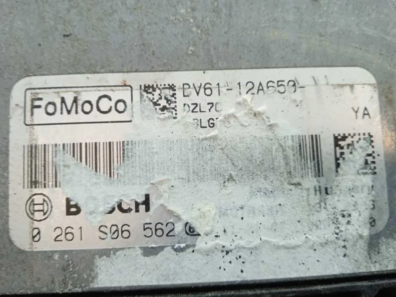 Centralita Motor Uce para Ford Focus Lim. (Cb8)
