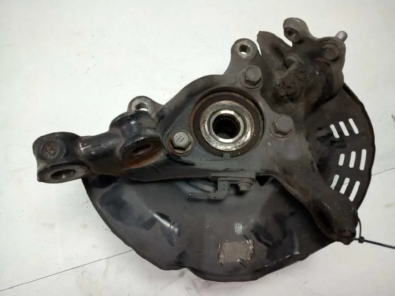 Mangueta Delantera Izquierda para Toyota Corolla (E18)