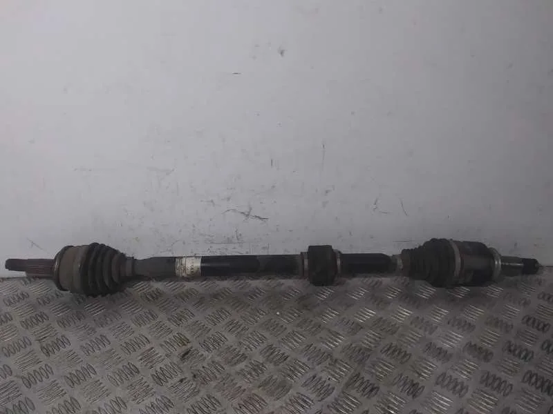 Transmision Delantera Derecha para Toyota Corolla (E18)