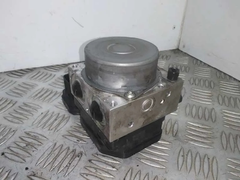 Abs para Toyota Corolla (E18)