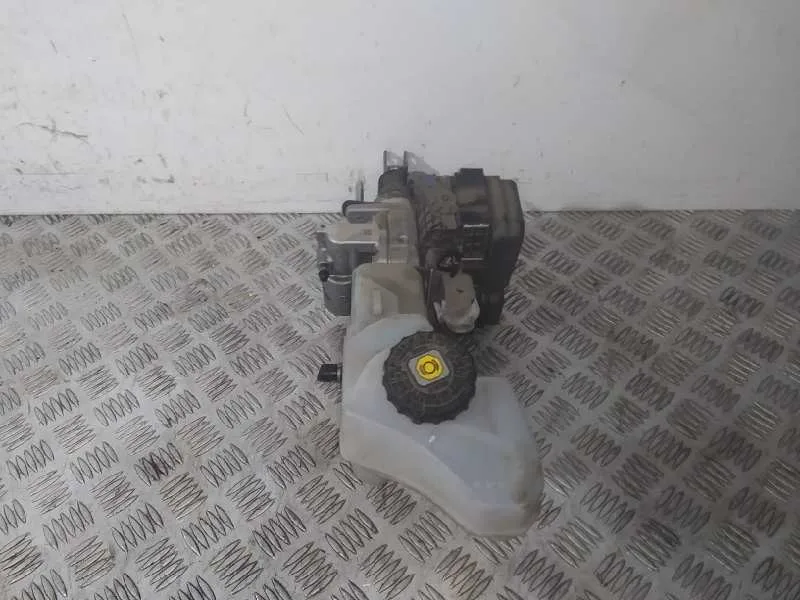 Bomba Freno para Toyota Corolla (E18)