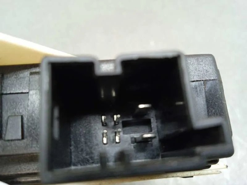 Motor Elevalunas Delantero Derecho para Audi A4 Ber. (B8)
