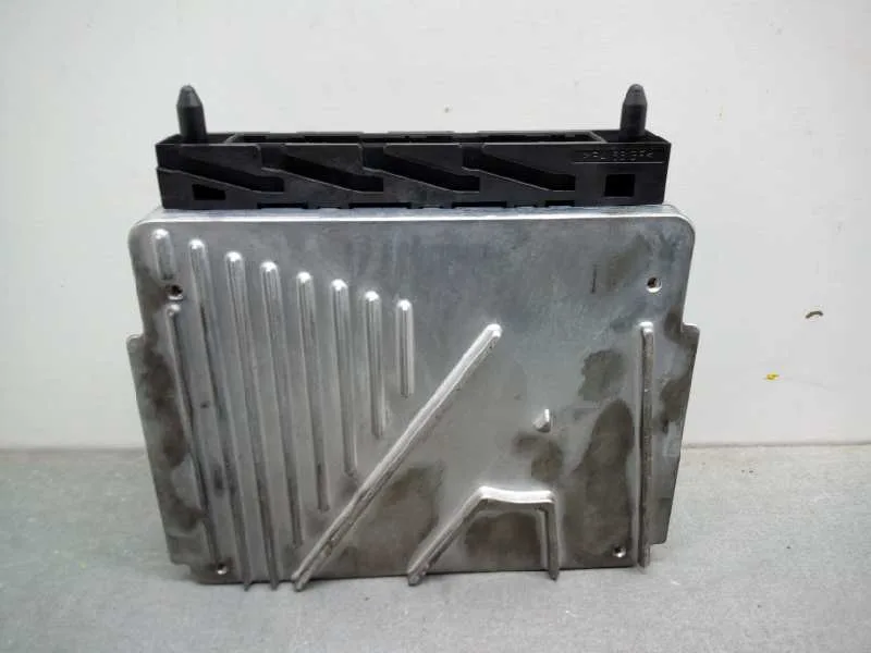 Centralita Motor Uce para Volvo S80 Berlina