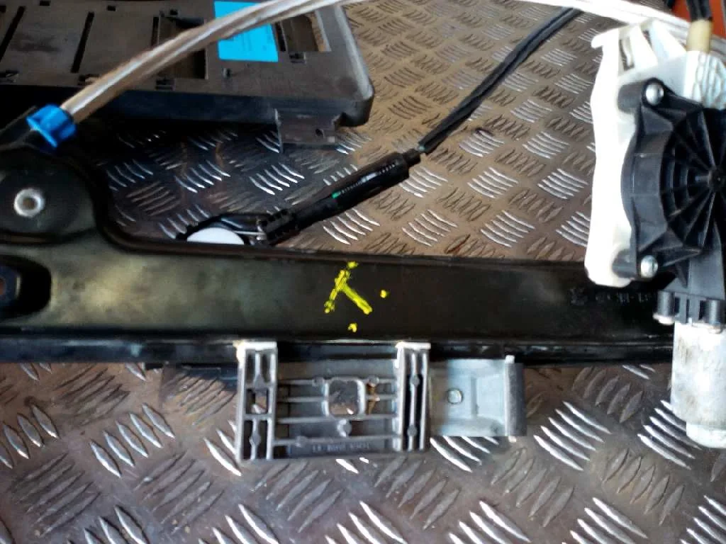 Elevalunas Trasero Izquierdo para Peugeot 508