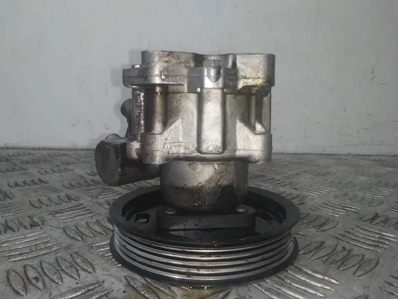 Bomba Direccion para Skoda Superb (3U4)