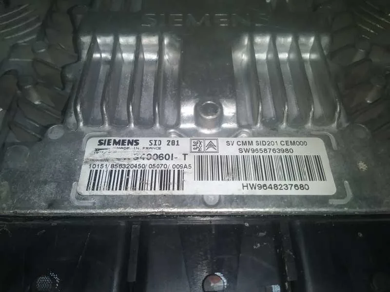 Centralita Motor Uce para Peugeot 607 (S2)
