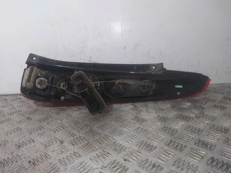 Piloto Trasero Izquierdo para Ford Fiesta (Cbk)