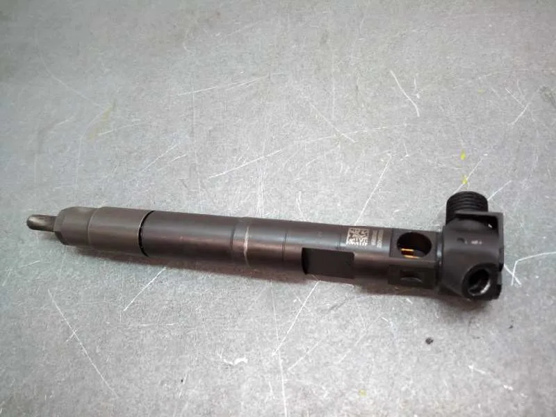 Inyector para Mercedes-Benz Sprinterii Caja Cerrada (Desde 01.06)