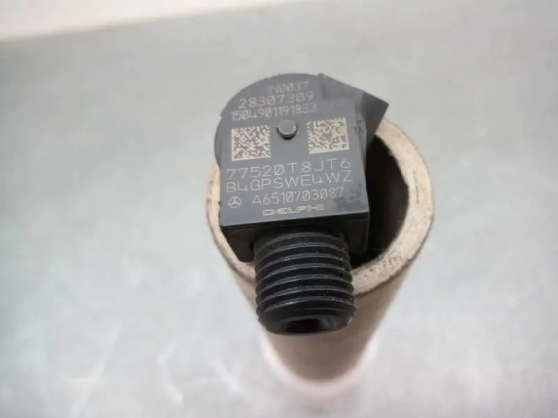 Inyector para Mercedes-Benz Sprinterii Caja Cerrada (Desde 01.06)