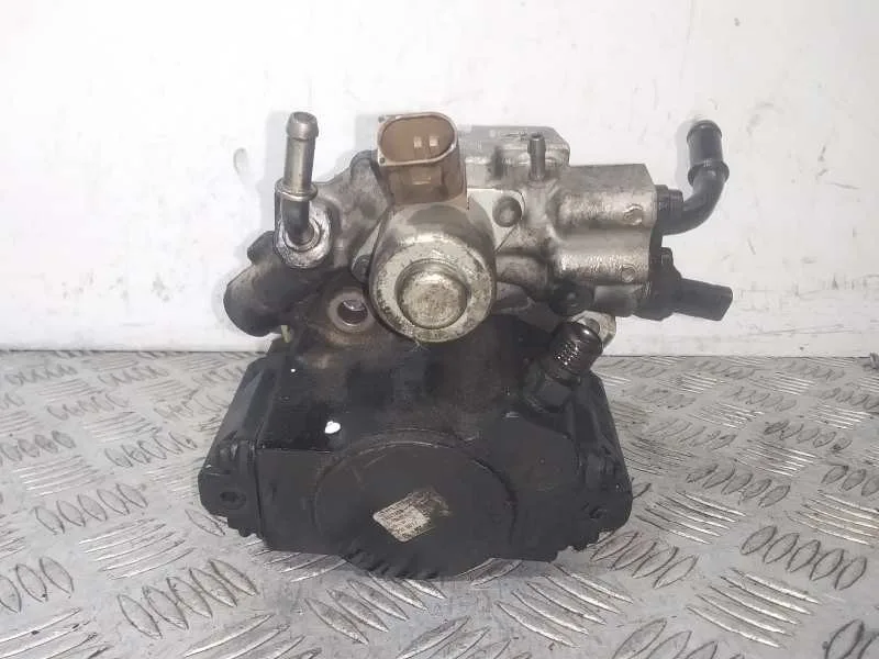 Bomba Inyeccion para Mercedes-Benz Sprinterii Caja Cerrada (Desde 01.06)