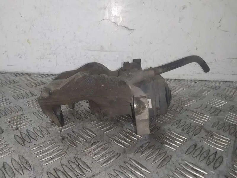 Pinza Freno Trasera Izquierda para Toyota Corolla (E18)