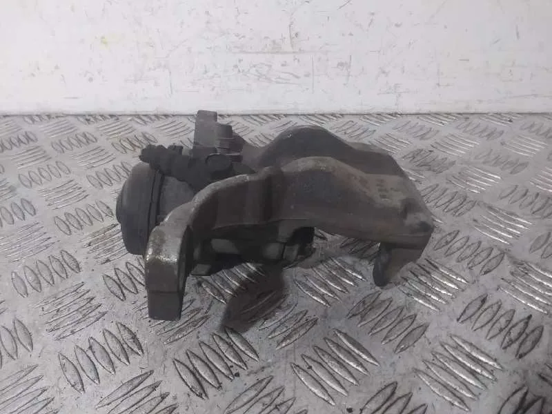 Pinza Freno Trasera Derecha para Toyota Corolla (E18)