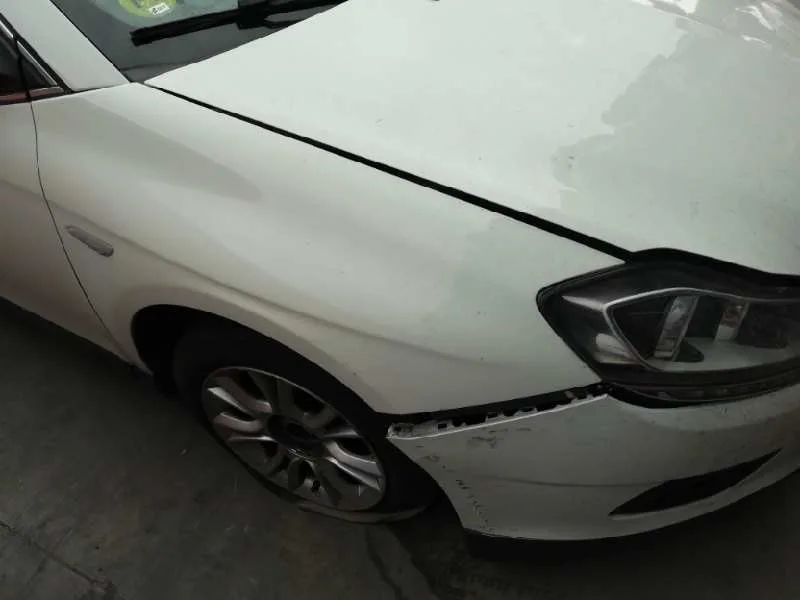 Aleta Delantera Derecha para Lancia Delta (181)