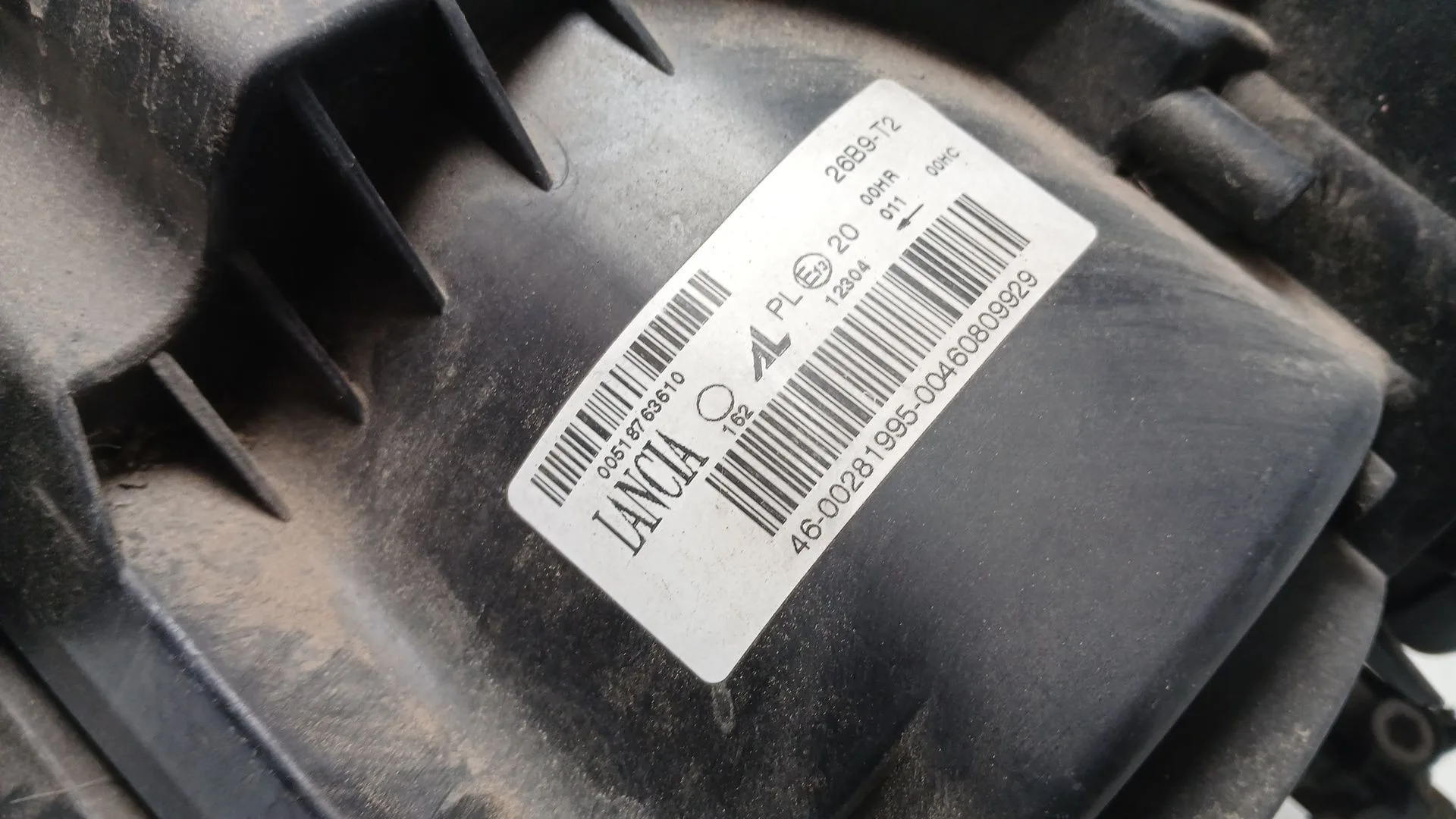 Faro Derecho para Lancia Delta (181)