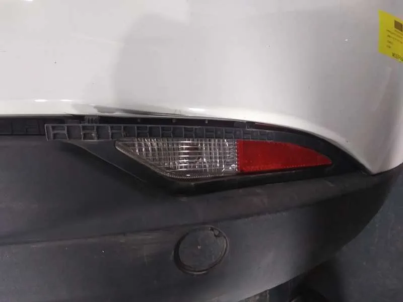 Paragolpes Trasero para Lancia Delta (181)