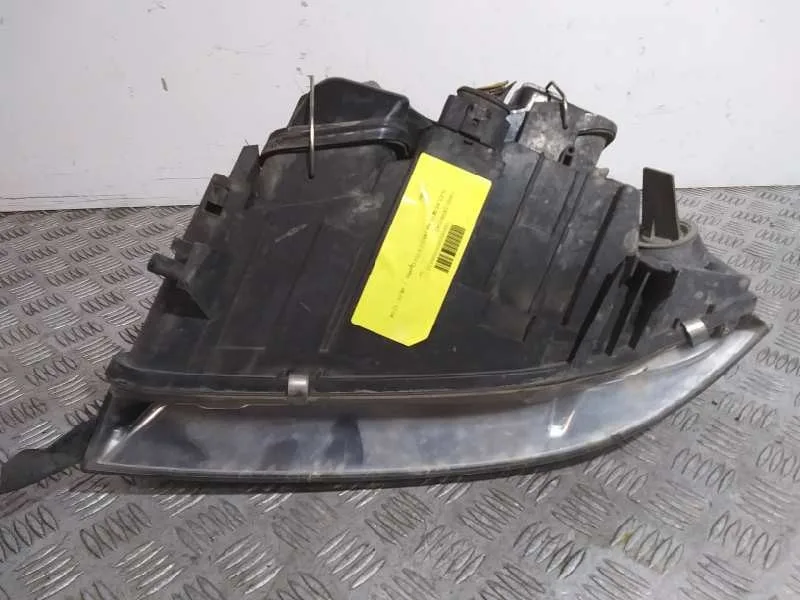 Faro Derecho para Audi A6 Berlina (4B2)