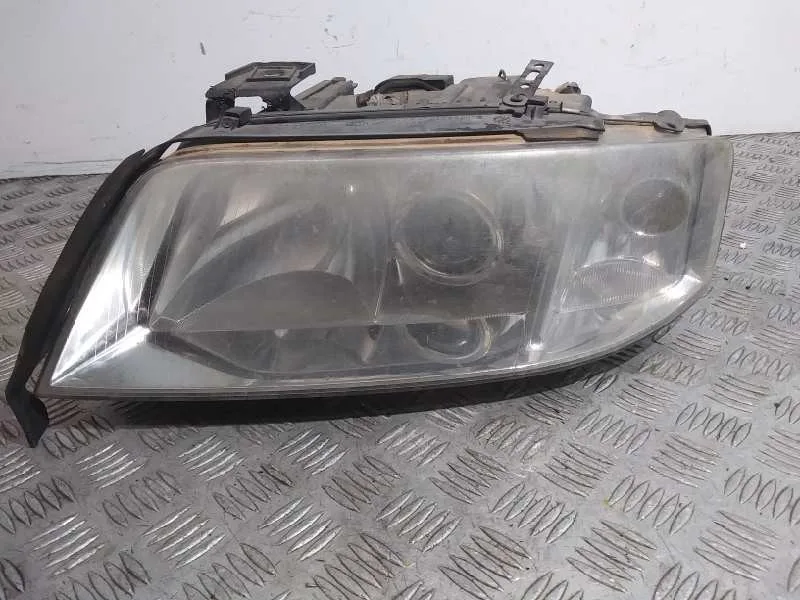 Faro Izquierdo para Audi A6 Berlina (4B2)
