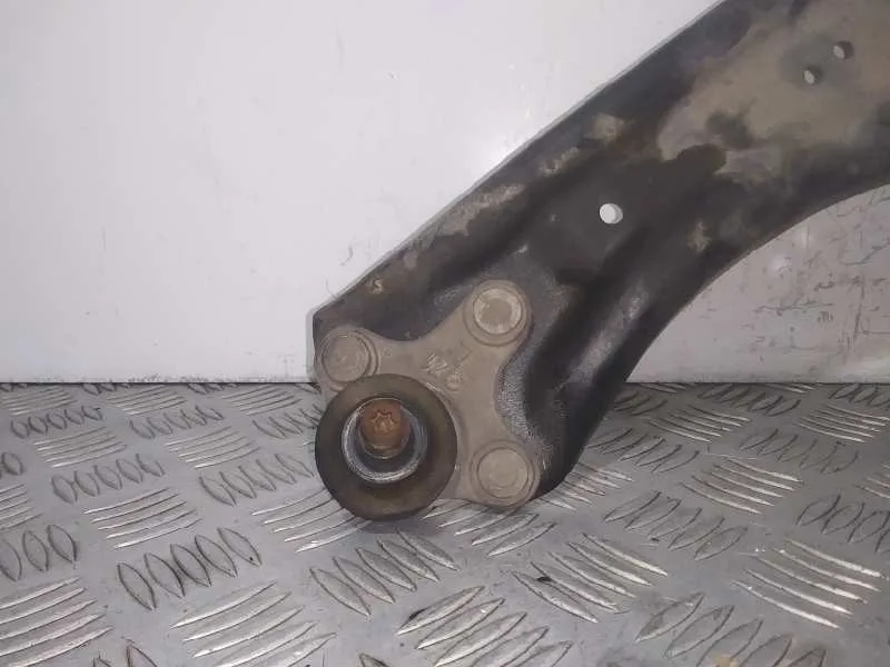 Brazo Suspension Inferior Delantero Izquierdo para Seat Arona