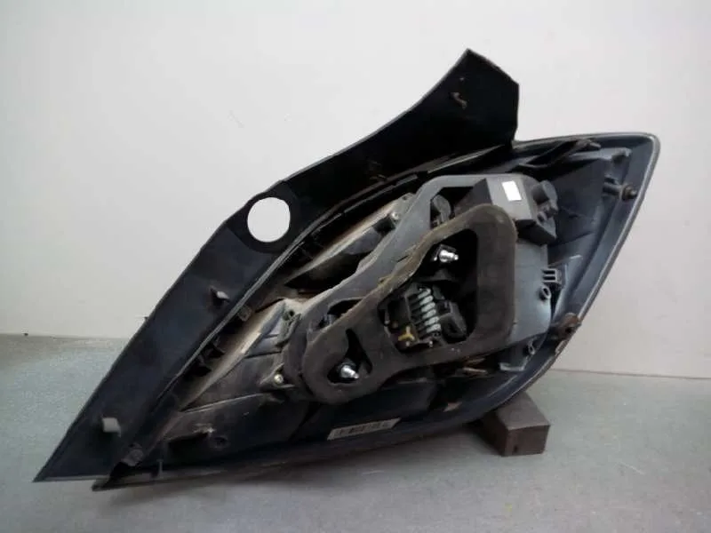 Piloto Trasero Izquierdo para Opel Astra H Ber.