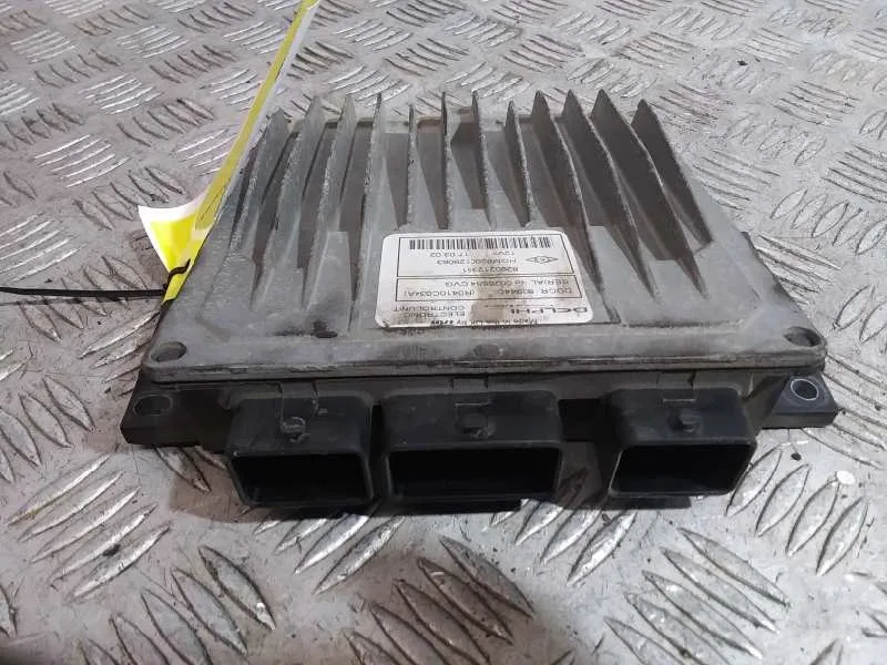 Centralita Motor Uce para Renault Clio Ii Fase Ii (B/Cb0)