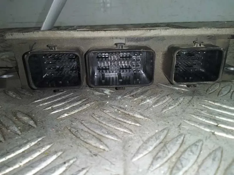 Centralita Motor Uce para Renault Clio Ii Fase Ii (B/Cb0)