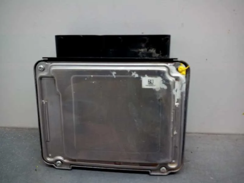 Centralita Motor Uce para Seat Ibiza (Kj1)