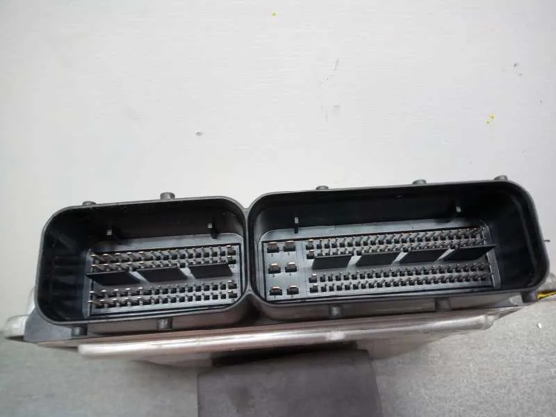 Centralita Motor Uce para Seat Ibiza (Kj1)