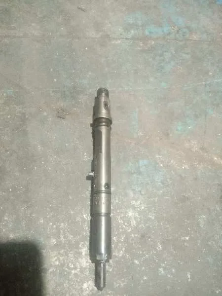 Inyector para Audi A6 Berlina (4B2)