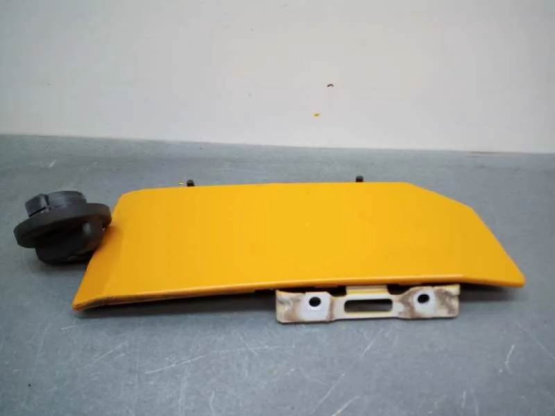 Tapa Exterior Combustible para Mercedes-Benz Sprinterii Caja Cerrada (Desde 01.06)