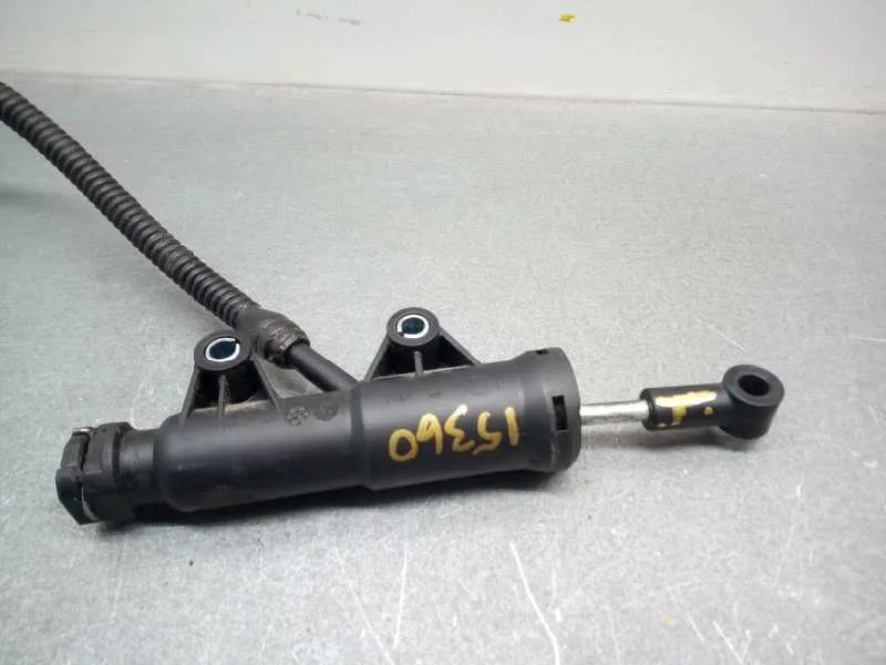 Bombin Embrague para Mercedes-Benz Sprinterii Caja Cerrada (Desde 01.06)