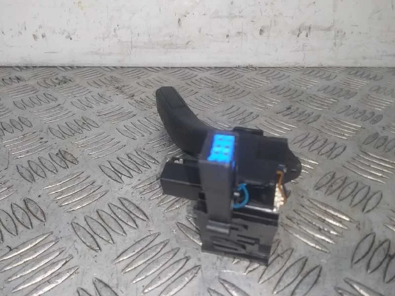 Mando Limpia para Volkswagen Golf V Berlina (1K1)