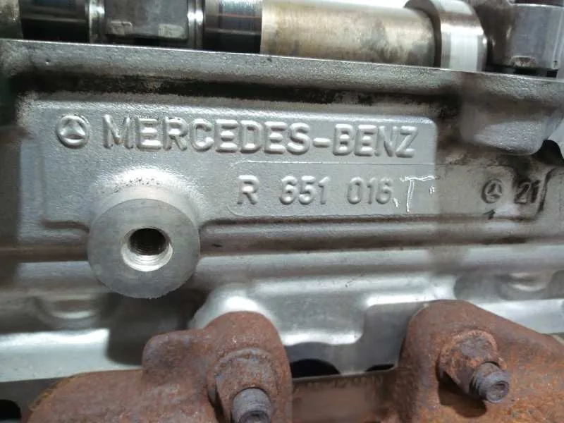 Culata para Mercedes-Benz Sprinterii Caja Cerrada (Desde 01.06)