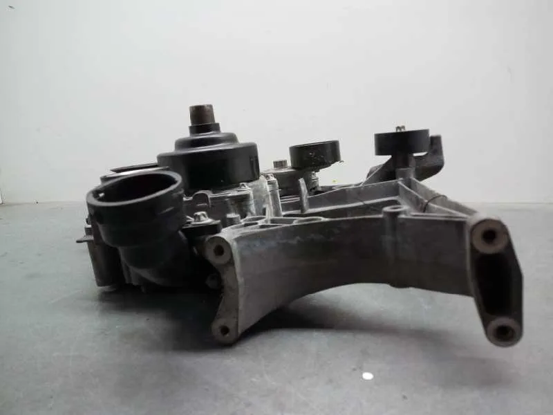 Bomba Agua para Mercedes-Benz Sprinterii Caja Cerrada (Desde 01.06)