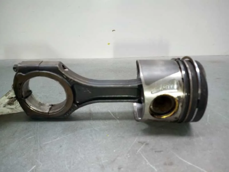 Piston para Mercedes-Benz Sprinterii Caja Cerrada (Desde 01.06)