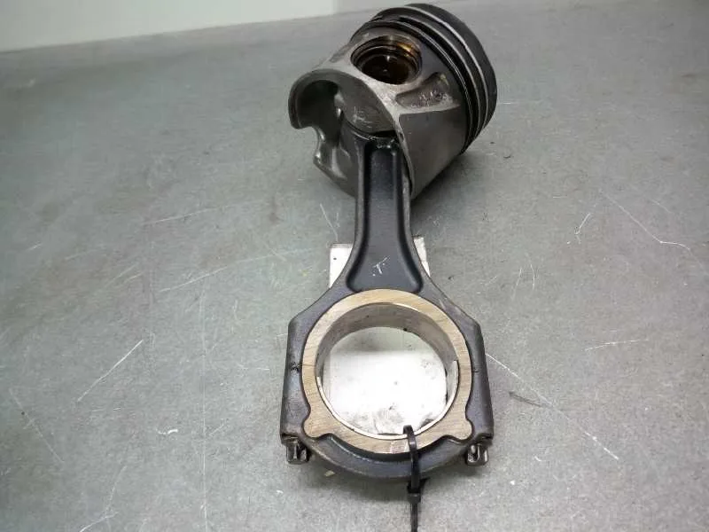 Piston para Mercedes-Benz Sprinterii Caja Cerrada (Desde 01.06)